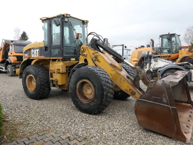 Caterpillar 930G
